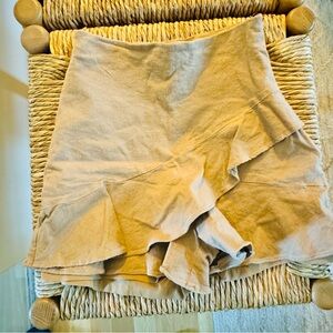 Express Tan High Waist Ruffle Skort Side Zipper Size 2